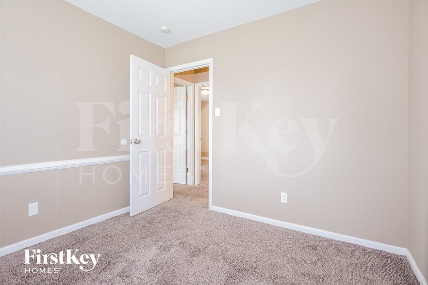 Building Photo - 405 Albert Dr