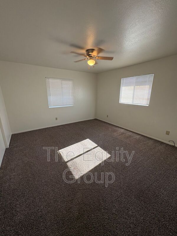 Building Photo - 700 E Tulare Ave