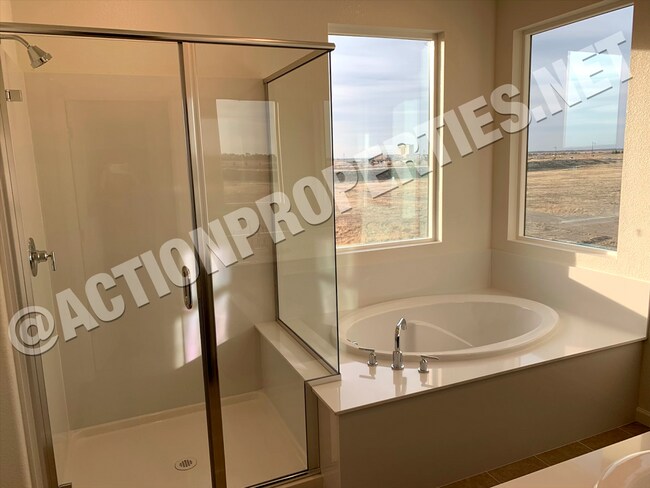 Building Photo - Rocklin Meritage Durango Subdivision - 2 Story 3 Bed, 2.5 bath - 1,833 sqft - NO HOA!