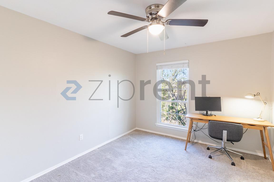 Building Photo - 4159 Steck Ave