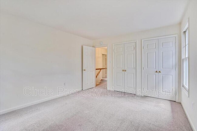 Building Photo - 1805 N Adams St