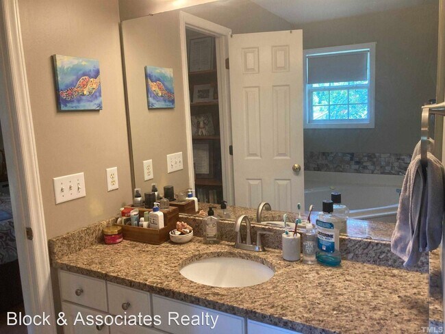 Building Photo - 2 br, 2 bath House - 2522 Wellington Ridge...