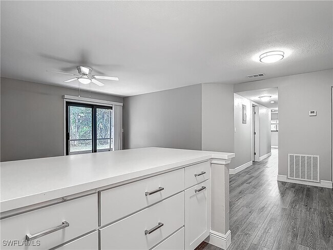 Building Photo - 17426 Birchwood Ln