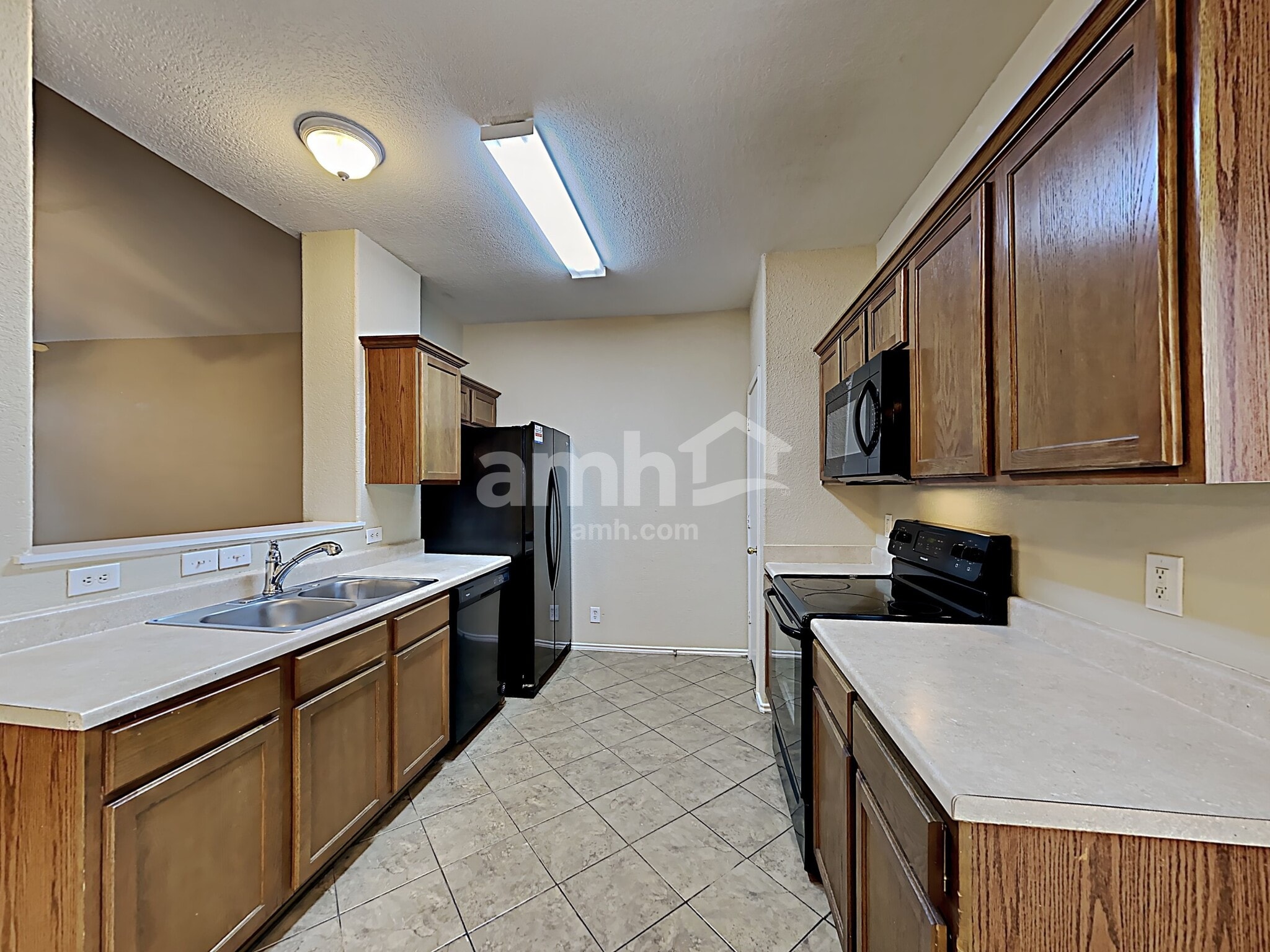 Building Photo - 8610 Still Moon