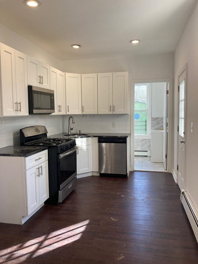 Building Photo - 63 Belmont Ave