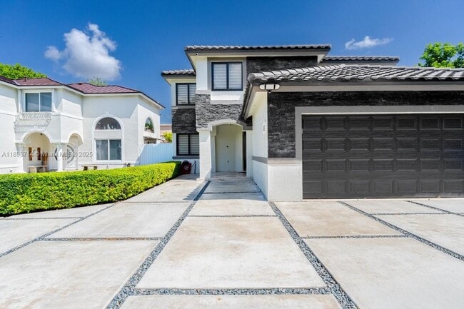 Building Photo - 9035 SW 156th Ct