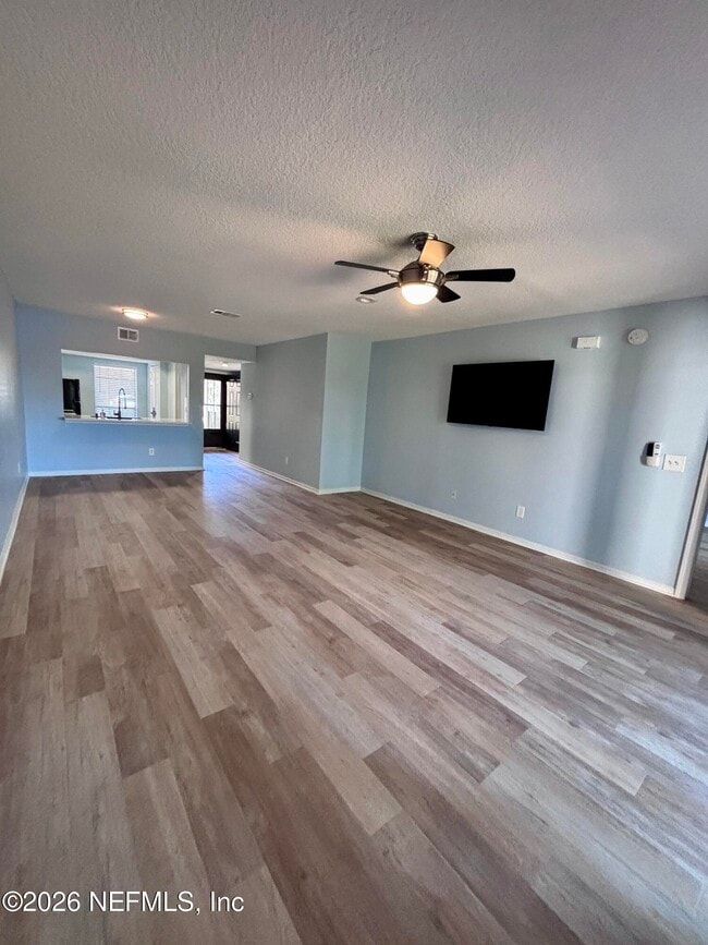 Building Photo - 138 Cranes Lake Dr