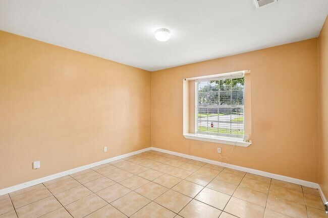 Building Photo - 4202 Townes Forest Rd