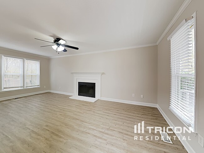 Building Photo - 901 Big Bend Ct