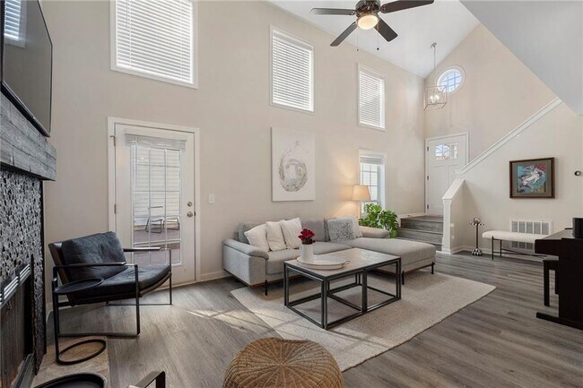 Building Photo - 3572 Avensong Village Cir