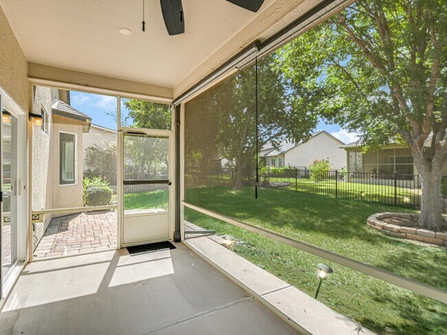 Building Photo - 708 Texas Dr