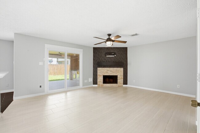 Building Photo - 3535 Maris Way