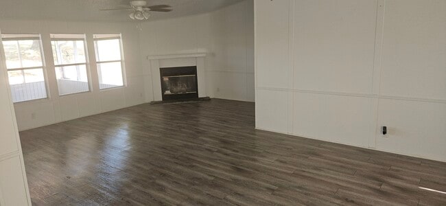 Building Photo - 2541 Holly Hill Grove Rd 1