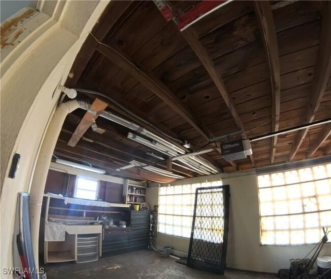 Building Photo - 1354 Stadler Dr