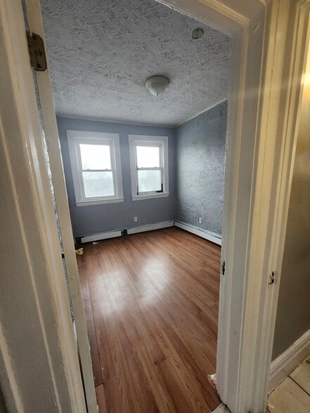 2nd Bedroom - 32 Leo Pl