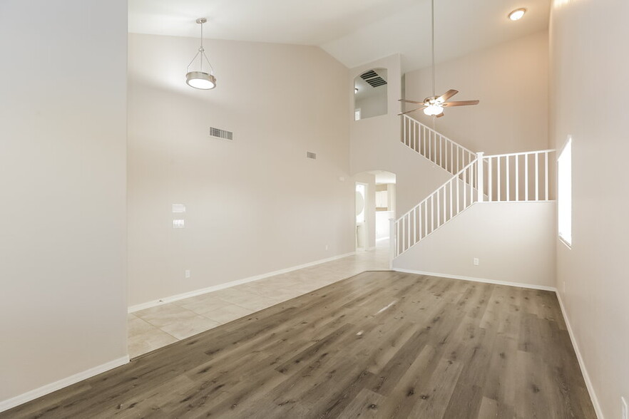 Building Photo - 8502 W Luken Way