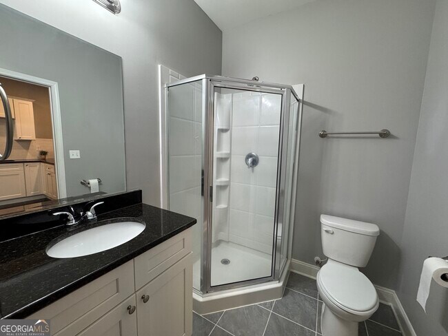 Building Photo - 1270 Binghampton Cir