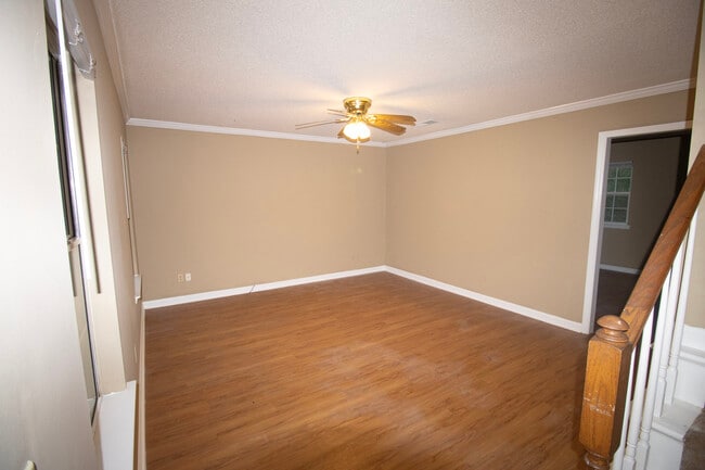 Building Photo - 1610 Drayton Ln