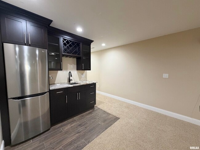 Building Photo - 1805 Blue Stone Dr