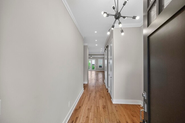 Building Photo - 4704A Kentucky Ave