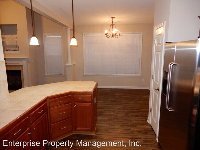 Building Photo - 3 br, 2.5 bath House - 1254 Isle Pointe Drive