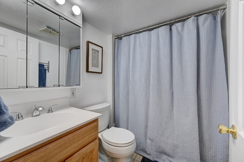 Building Photo - 471 S Marshall St