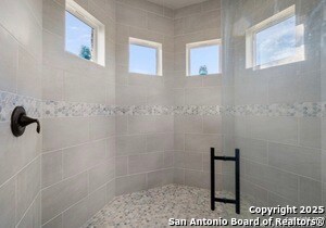 Building Photo - 451 Stone Lp