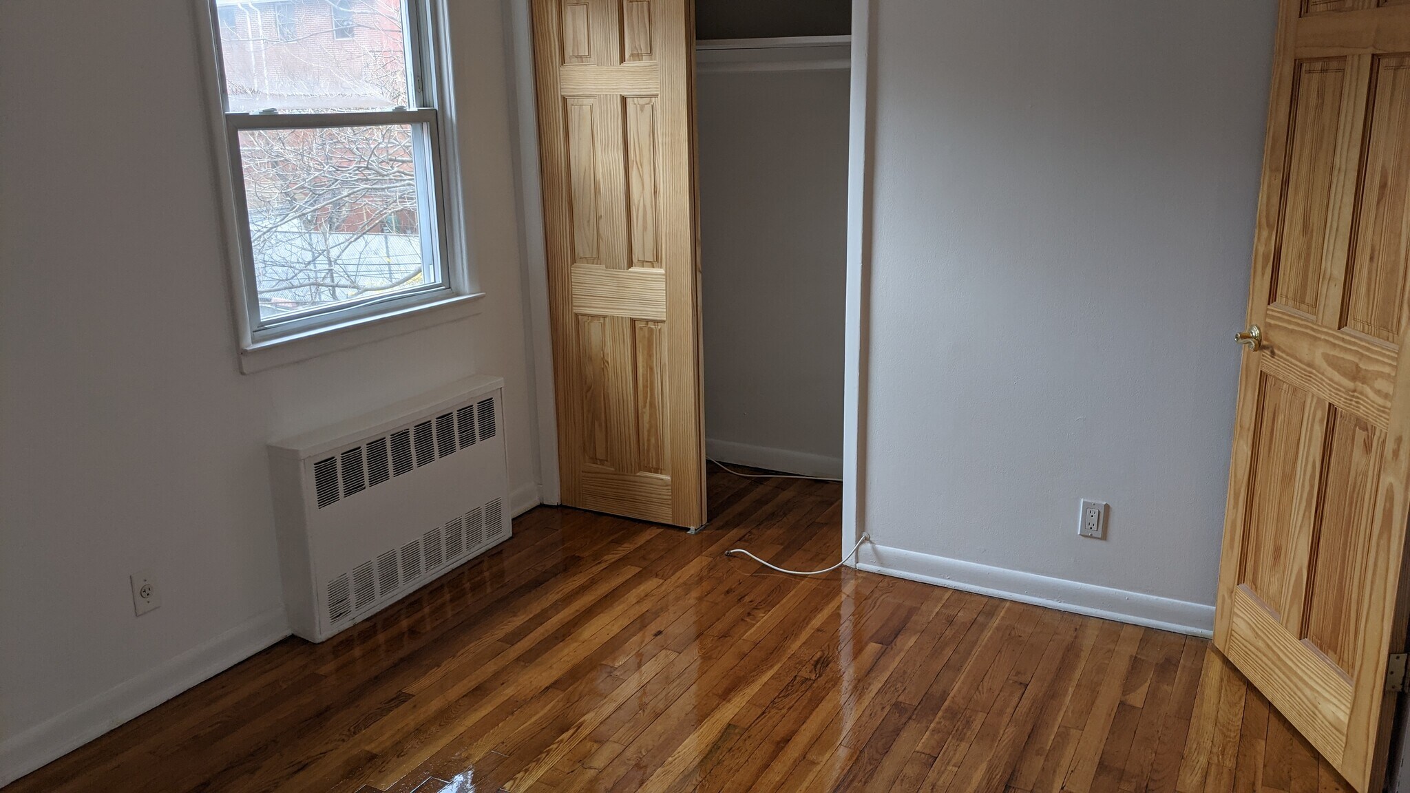 Building Photo - 16619 25th Ave