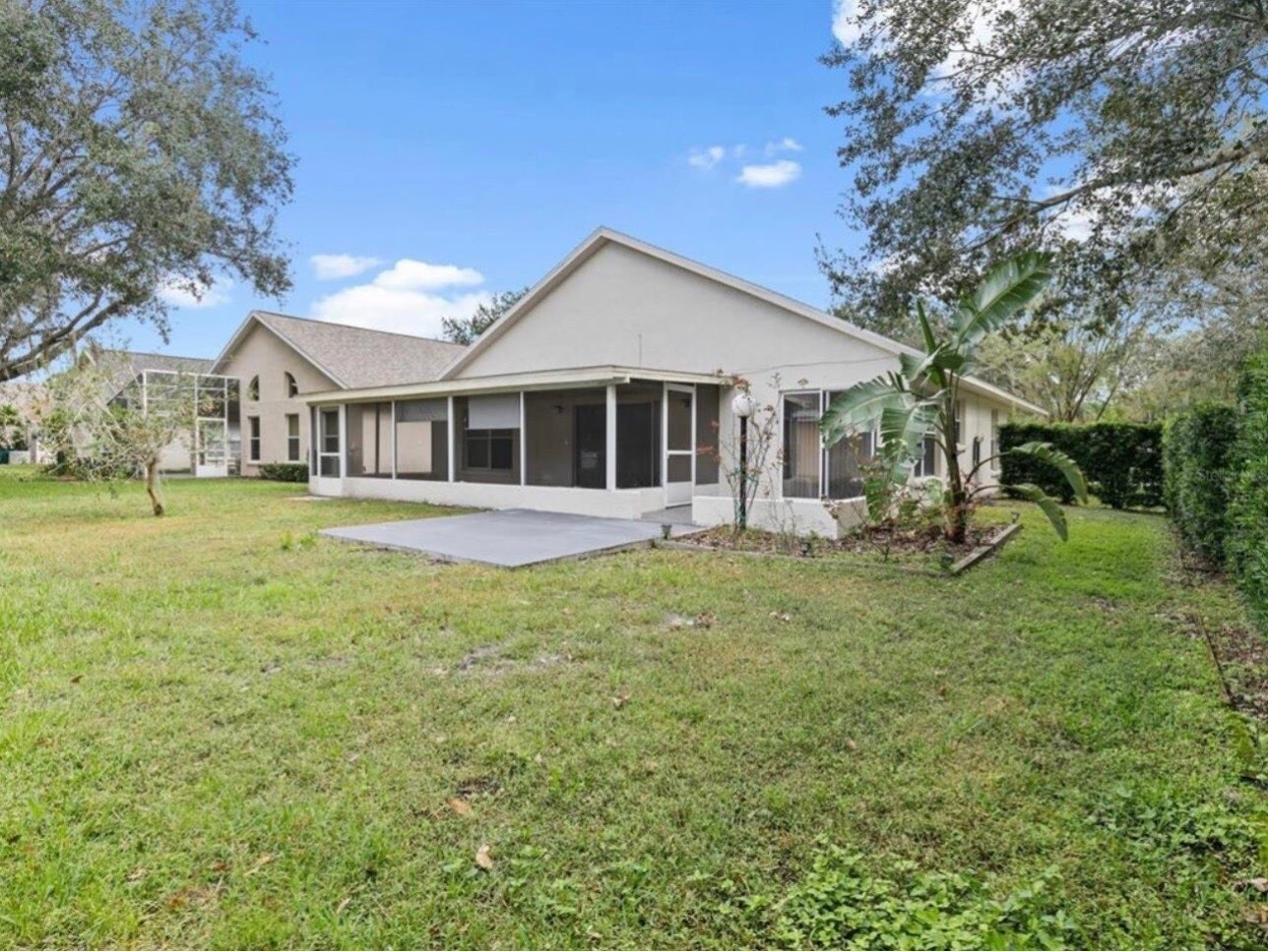 Building Photo - 5725 Hawklake Rd