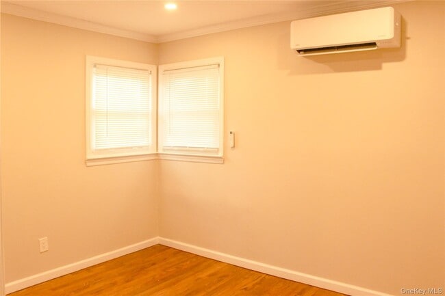 Building Photo - 121 Nassau Blvd