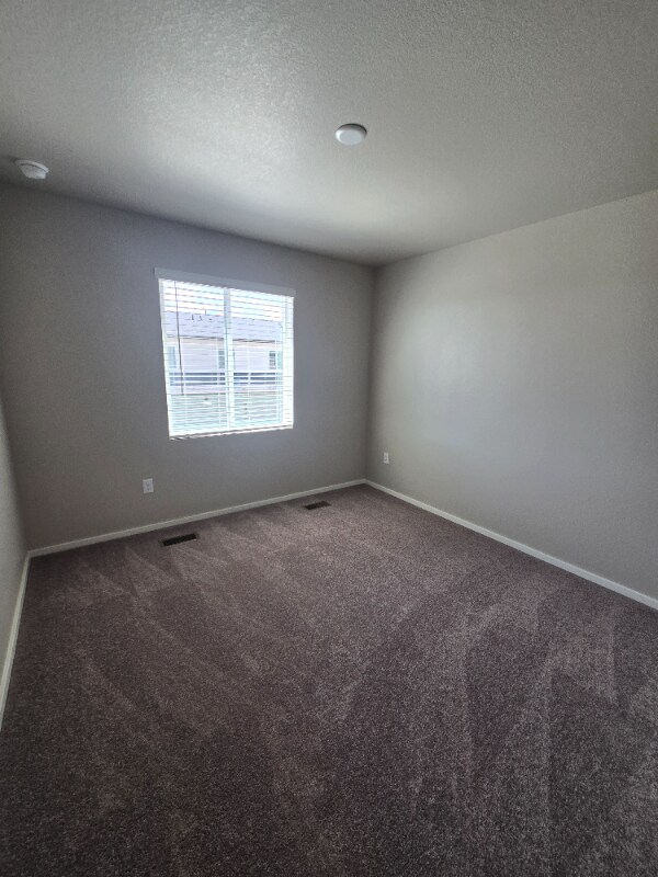 Building Photo - 4833 Autumn Leaf Dr