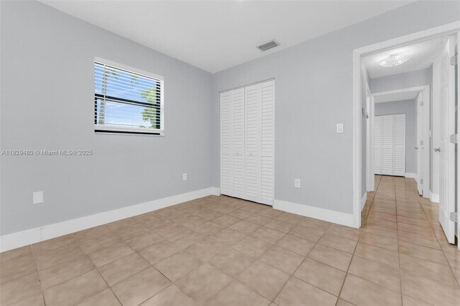 Building Photo - 14711 SW 61st Terrace