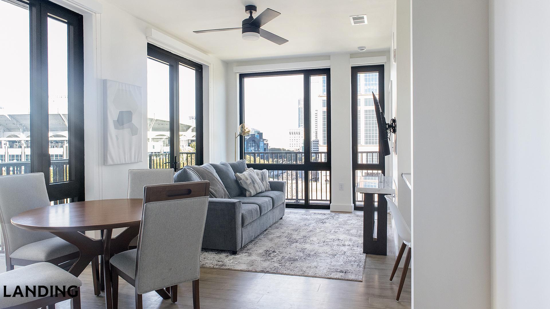 Building Photo - 1007 S Mint St