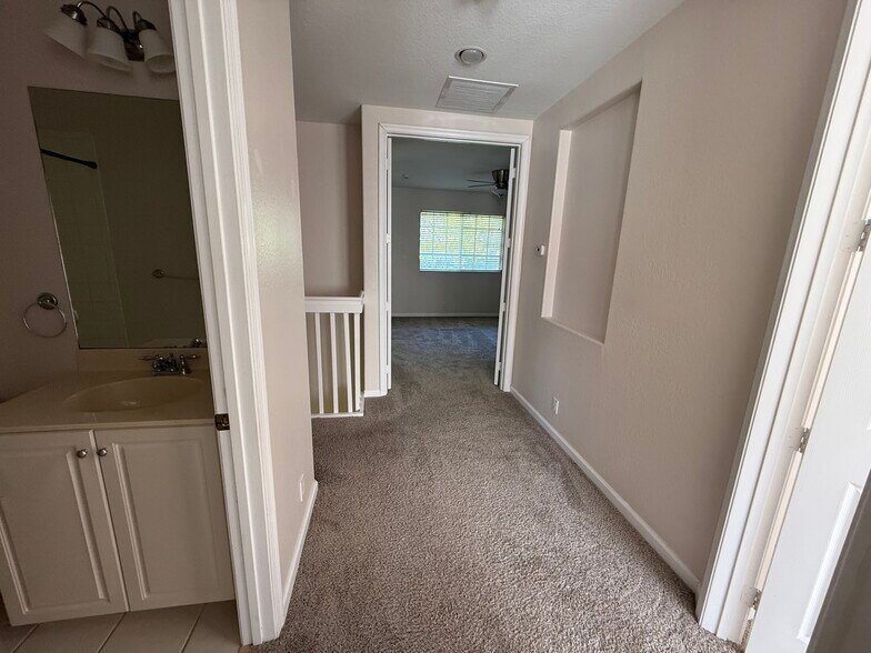 Building Photo - 7407 Briella Dr