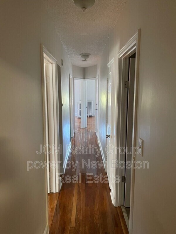 Building Photo - 184 Walnut Ave