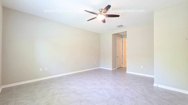 Building Photo - 11960 Blazing Star Dr