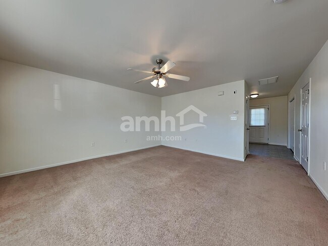 Building Photo - 43 Wolf Creek Ln