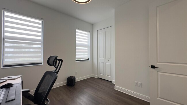 Building Photo - 16408 Sea Turtle Pl