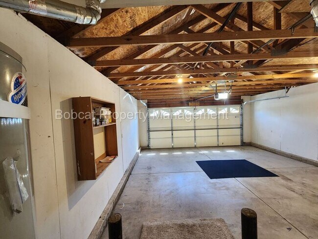 Building Photo - 1331 Chichester Dr
