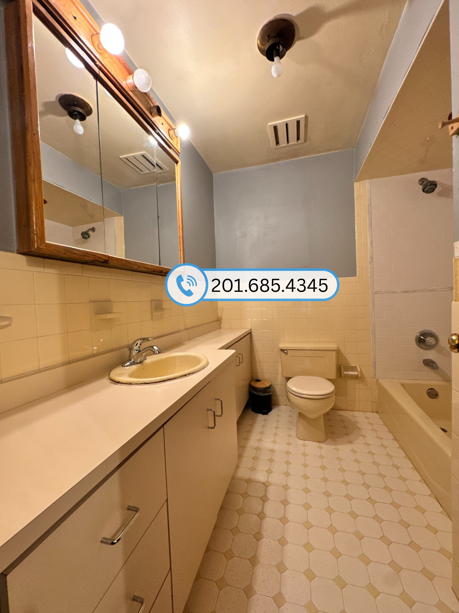 Building Photo - 337 Washington St