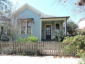 Building Photo - Renovated 2BR/1BA cottage in Historic Beauregard Town