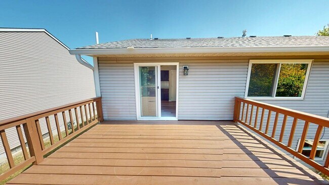 Building Photo - 5709 Nike Dr