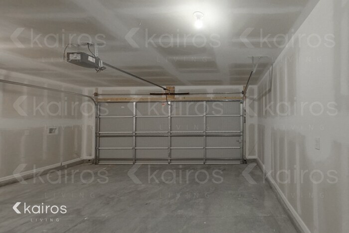 Building Photo - 30 Carrollton Dr