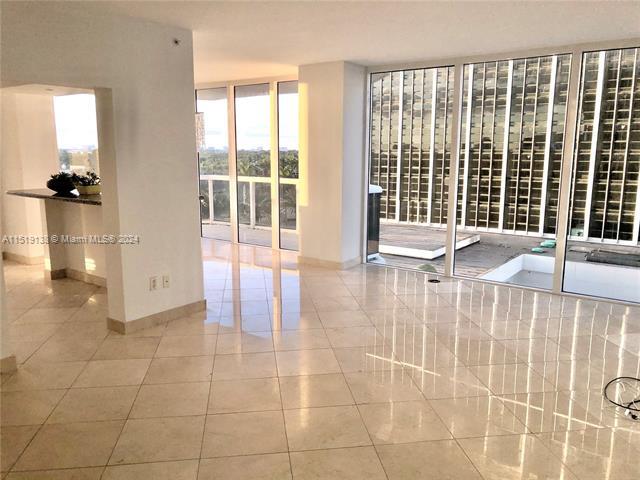 Building Photo - 4779 Collins Ave