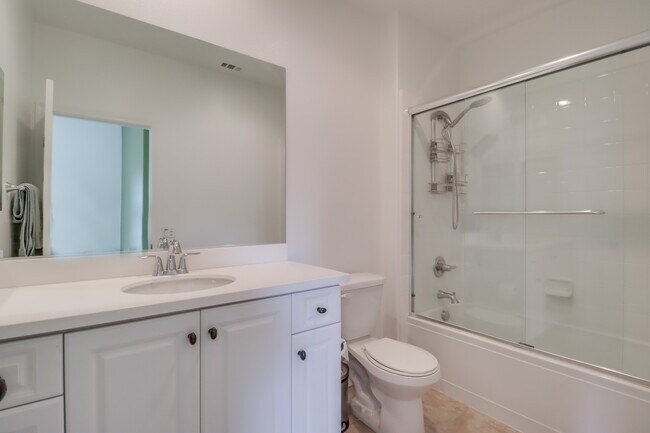 Building Photo - 3637 Alander Ct