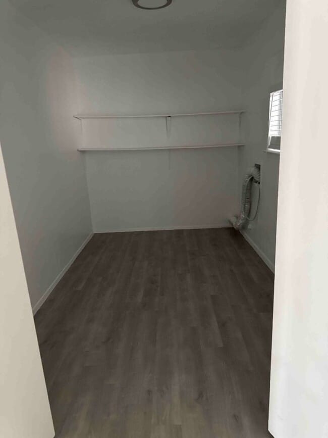 Building Photo - For Sale or Lease