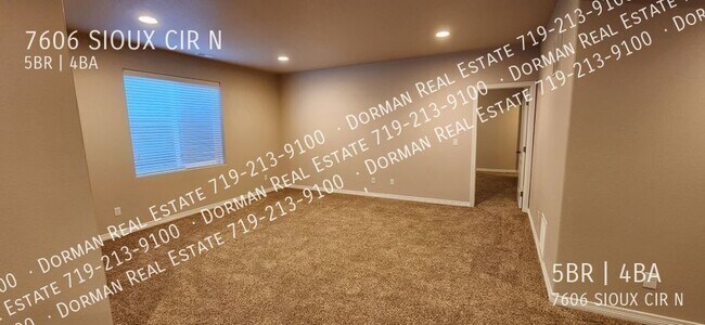 Building Photo - 7606 N Sioux Cir