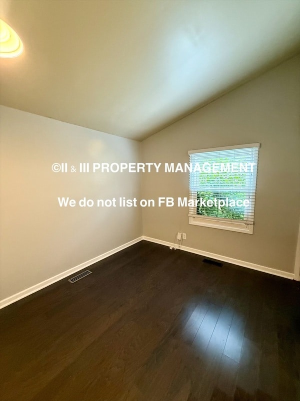 Building Photo - 5504 W 79th St