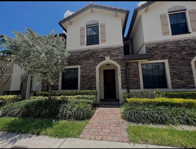 Primary Photo - 11555 SW 248th Ln