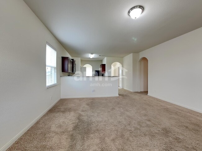 Building Photo - 1544 Park Trails Blvd